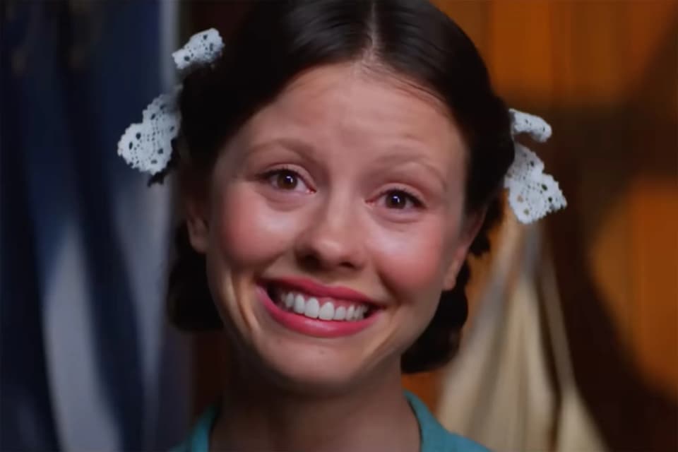 Pearl Mia Goth