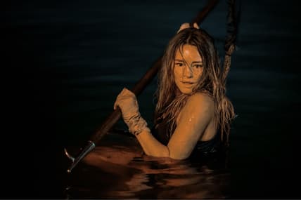 Hassie Harrison in the new horror thriller Dangerous Animals