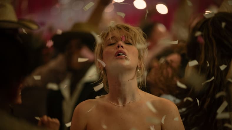 Die My Love still with Jennifer Lawrence