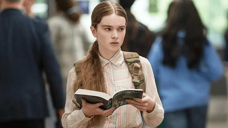 Mike Flanagan's 'Carrie' Will Introduce More Telekinetic Characters
