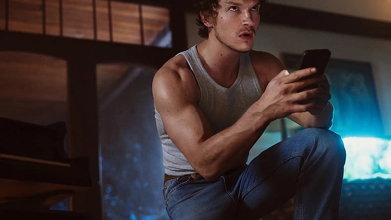 'Look Behind You': Verizon's Slasher Spoof Directed by 'Candyman's Nia DaCosta