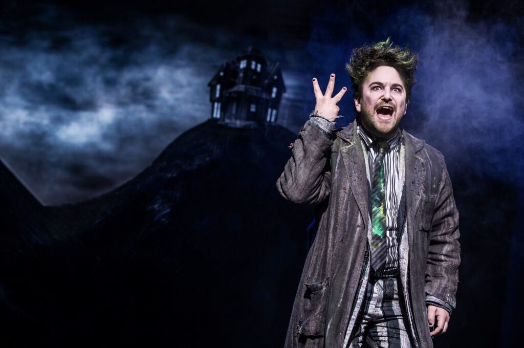 1686 ALEX BRIGHTMAN in BEETLEJUICE Photo by Matthew Murphy 2019 1024x680 - Becoming the Ghost with the Most: Alex Brightman on Playing 'Beetlejuice' on Broadway