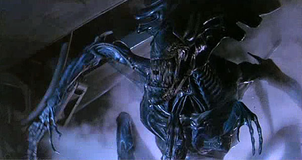 aliensfilmqueen - 'Aliens' and a Powerful Clash of the Matriarchies