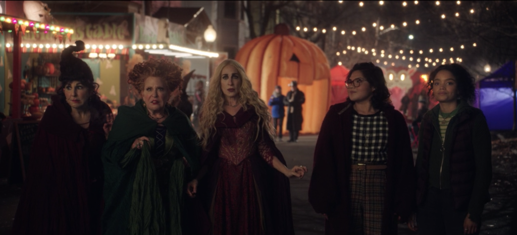 Screen Shot 2022 10 10 at 1.26.42 AM 1024x467 - 'Hocus Pocus 2' Costume Designer on Dressing the Sanderson Sisters for a New Era [FINAL GIRL FASHION]