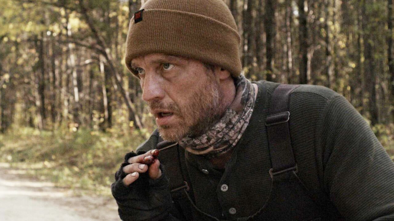 Элизабет мосс ширли. Эмили блант тихое место 2. Франкенштейн. Триллеры которые держат в напряжении весь фильм список лучших 2016-2019. Покаяние сериал 2021.