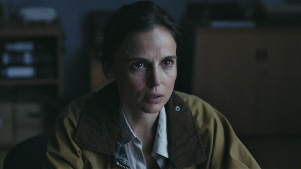 The Chalk Line Jaula Ending Explained Elena Anaya as Paula 960x540 - This Twisted Thriller Continues To Dominate The Netflix Charts