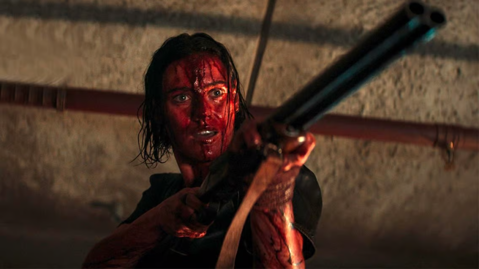 image 7 960x540 - The Rip-Roaring Finales of 'Evil Dead' and 'Evil Dead Rise'