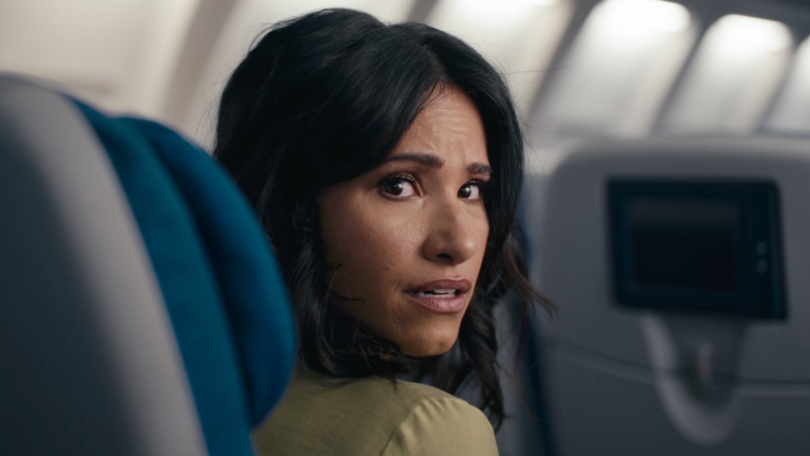'In Flight' Exclusive Clip Features One Sketchy Flight Crew(02)