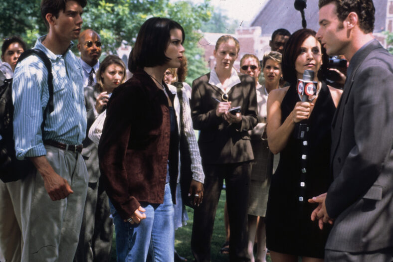 sidney confronting cotton weary in scream 2