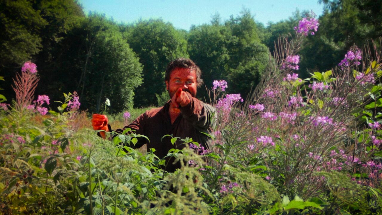 ‘Chainsaws Were Singing’ Review: A Riotous Horror-Comedy ‘Chainsaws Were Singing’ Review: A Riotous Horror-Comedy