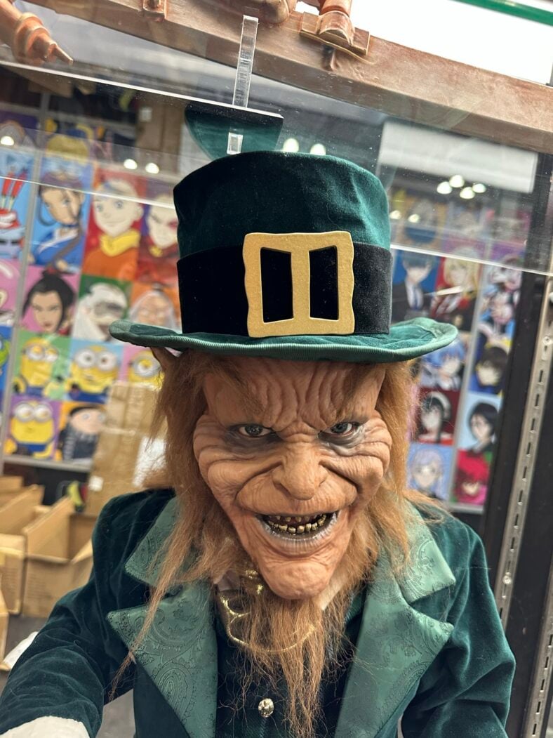 Trick or Treat Studios Leprechaun 1:1 hidden watermark