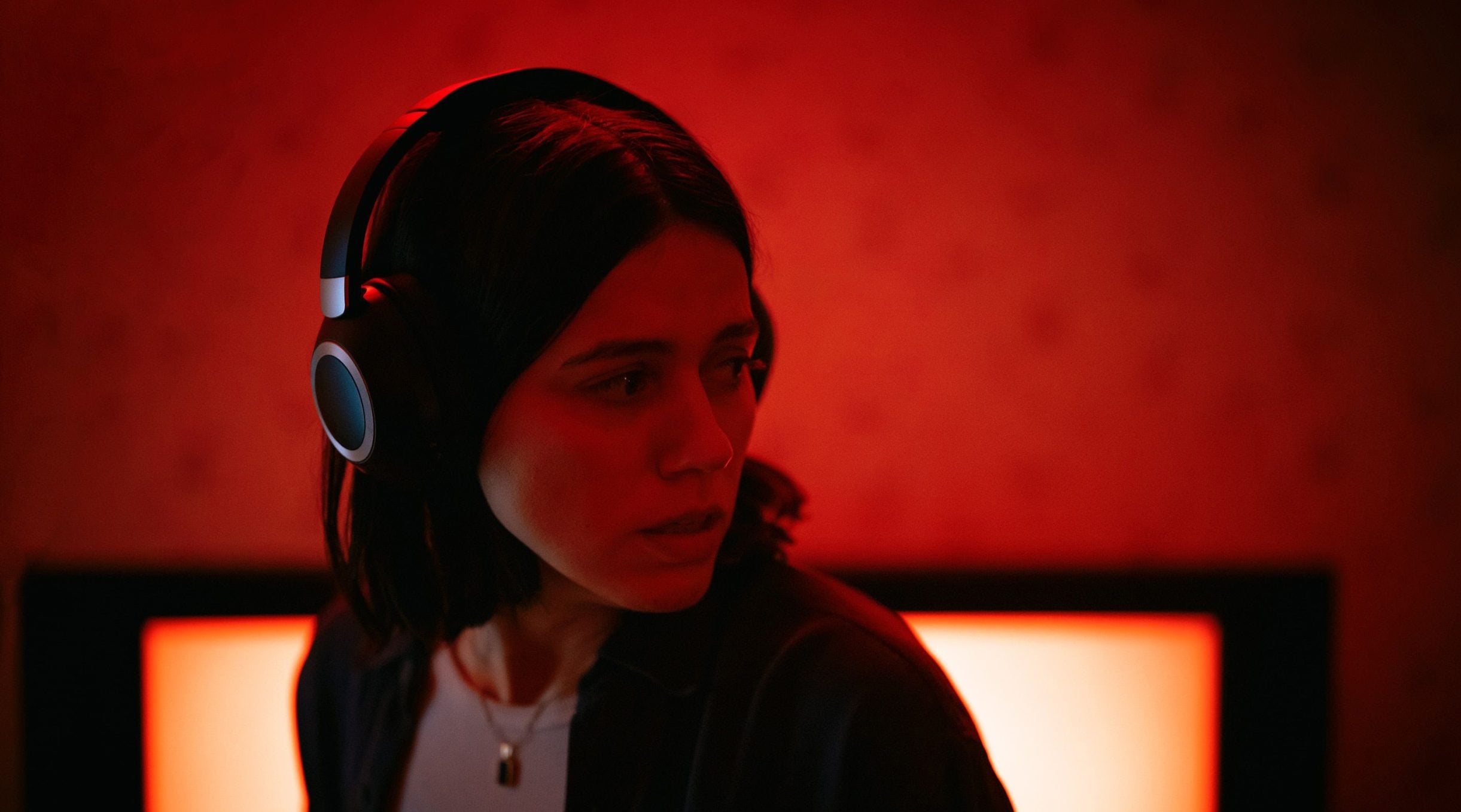 From ‘undertone’ to ‘Pontypool’: 7 Horror Movies That Are True Auditory Nightmares