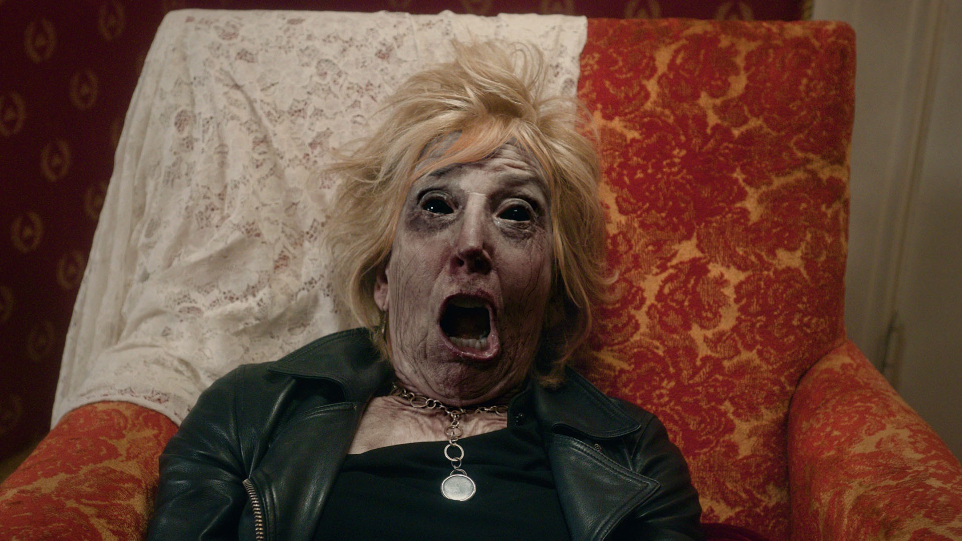 Lin Shaye Unravels in Exclusive ‘Scared to Death’ Clip With Bill Moseley