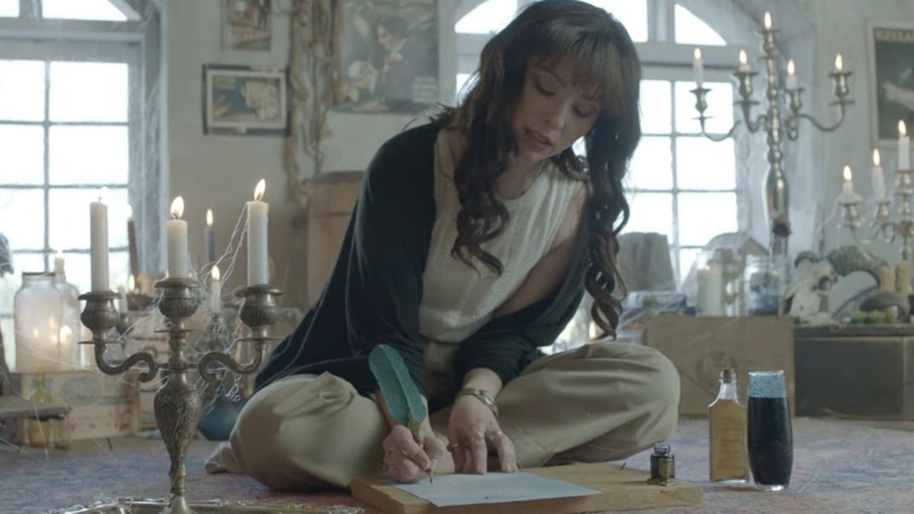 ‘A Thousand Cuts’ Trailer – True Crime Hosts Get Sucked into a Murder Mystery