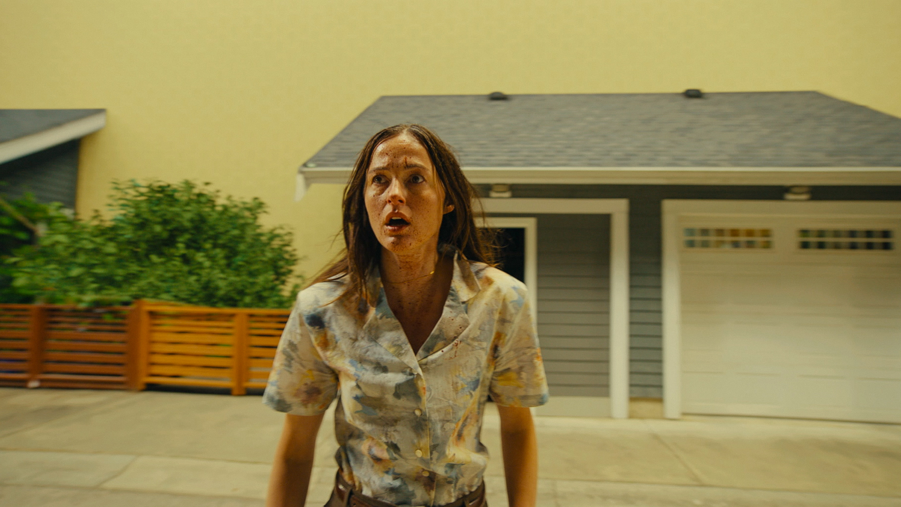 Liminal Yellow Hues and Suburban Unease Define New ‘Backrooms’ Images