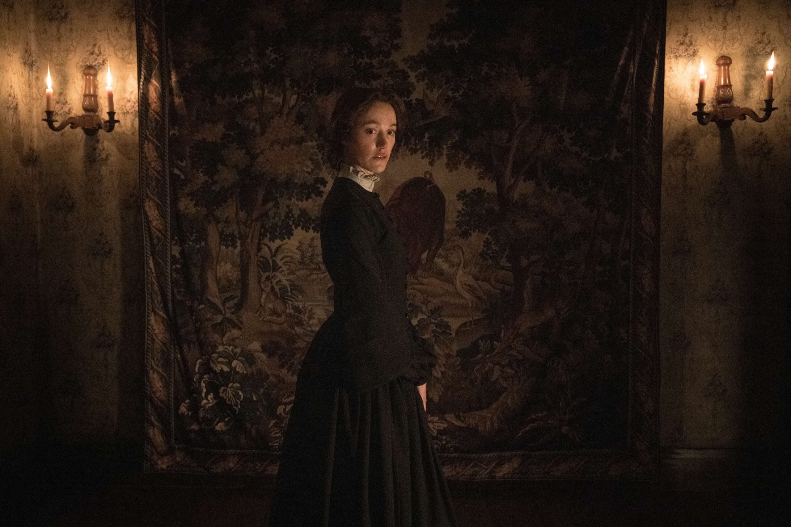 First Look at Maika Monroe in ‘Victorian Psycho’ [Cannes]