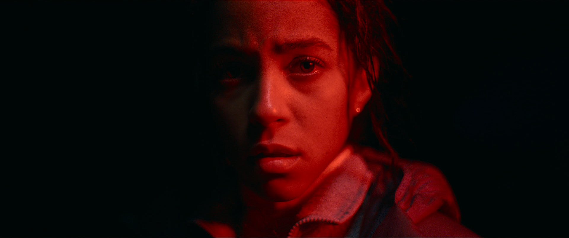 Paramount’s ‘Passenger’ Trailer Accelerates Into Pure Terror!