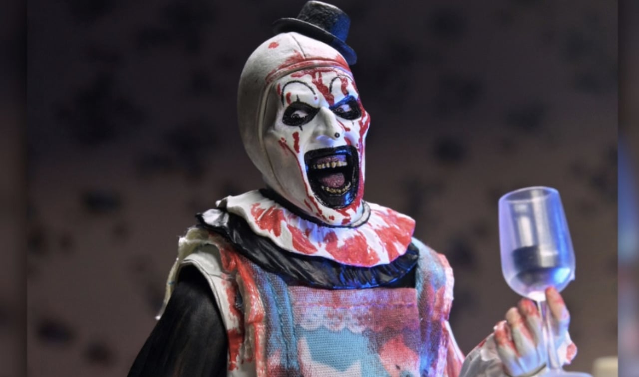 NECA Carves Into the Holidays with ‘Terrifier 2’ Ultimate Thanksgiving Art the Clown Figure