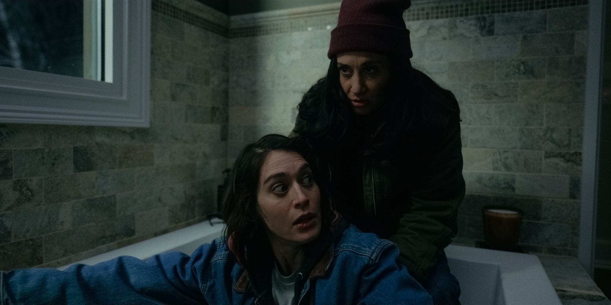 ‘Drag’: Hilarious Thriller Crawls Into Theaters In January!