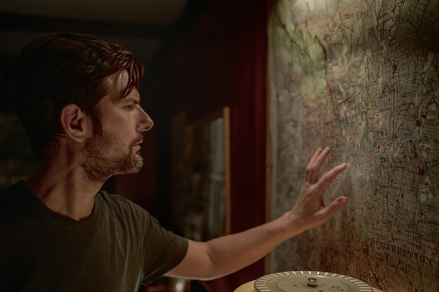 The Trailer for Netflix’s ‘The Whisper Man’ Comes Tap, Tap, Tapping