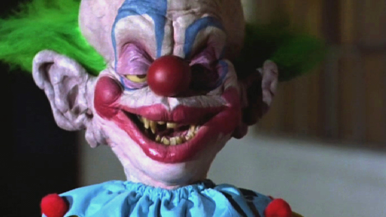 The ‘Killer Klowns’ Are Returning to the Streets of Universal Orlando Halloween Horror Nights